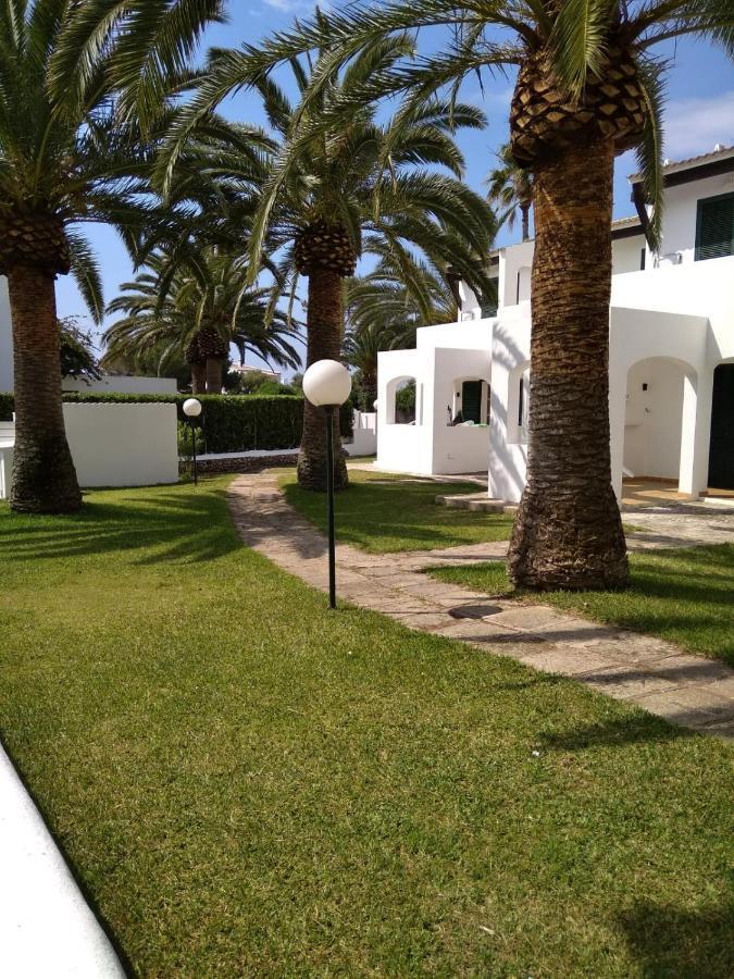 Apartamentos Playa Park Brisas Son Xoriguer Калан-Бош Экстерьер фото